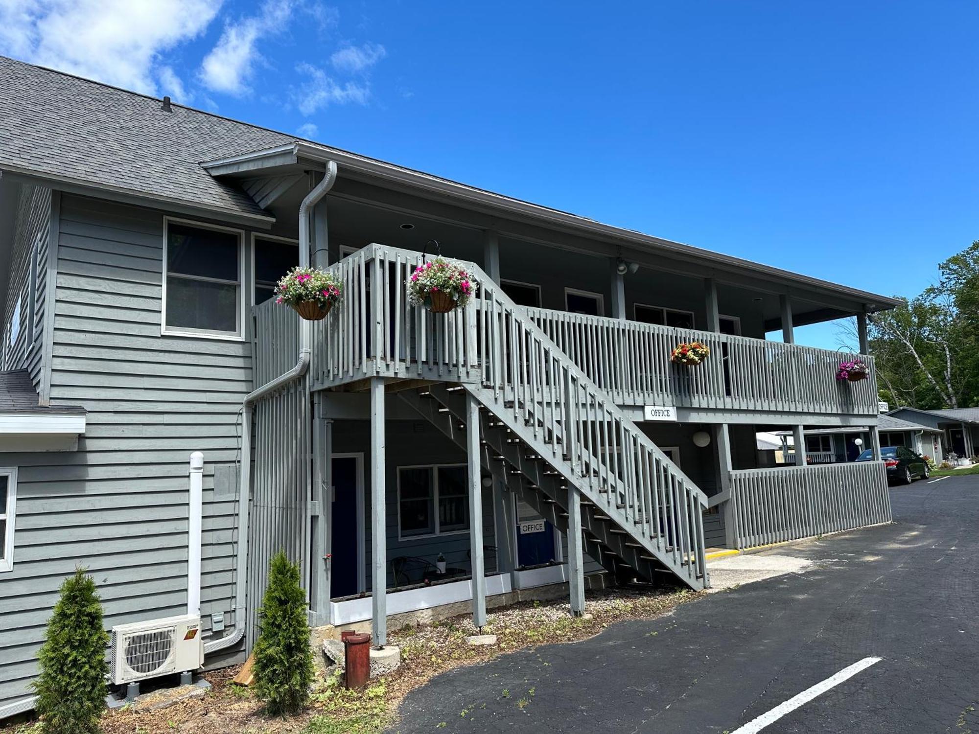 Downtown Inn シスター・ベイ エクステリア 写真
